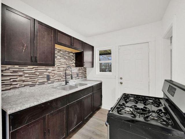 House for sale in Downtown West, Gary