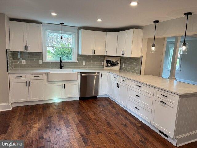 House for sale in Gibbstown