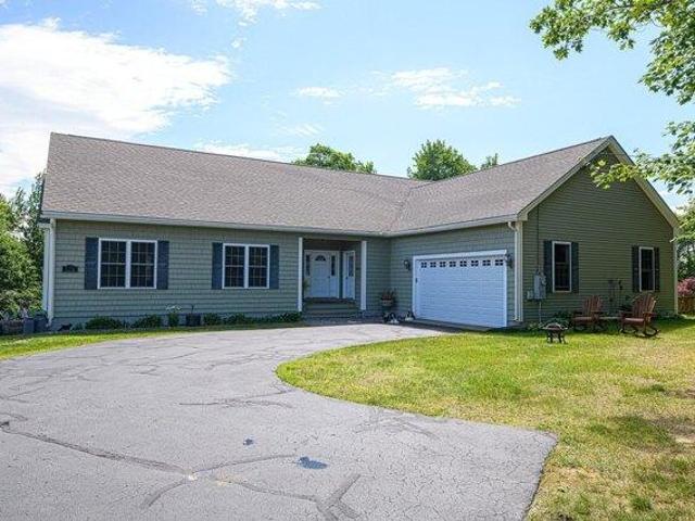 House for sale in New Hampshire