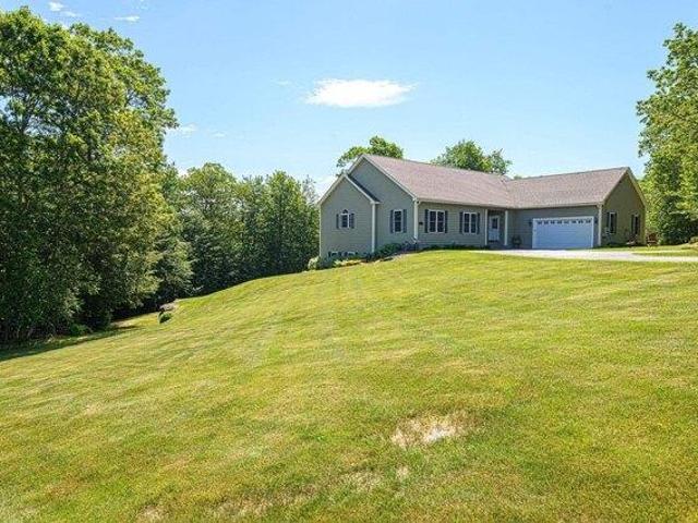 House for sale in New Hampshire