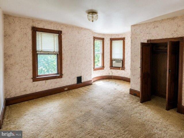 House for sale in Glassboro, New Jersey