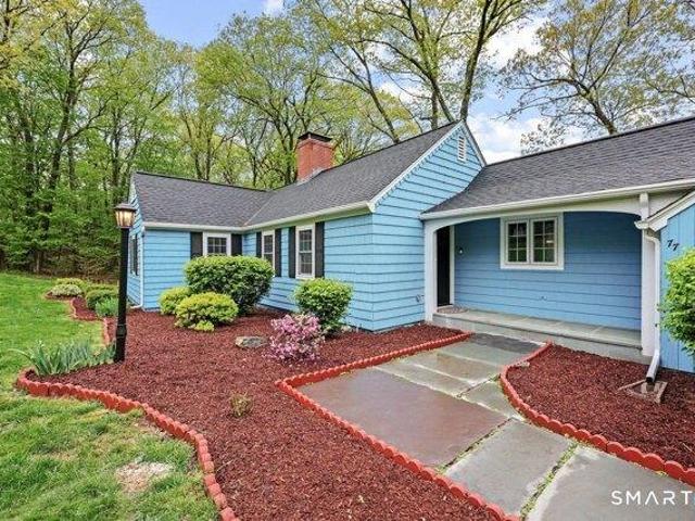 House for sale in Glastonbury, Connecticut