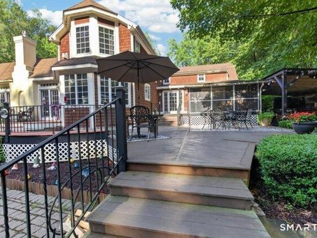 House for sale in Glastonbury, Connecticut