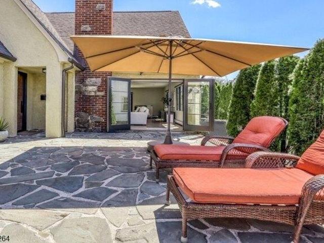 House for sale in Glen Rock, New Jersey