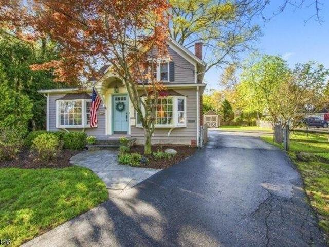 House for sale in Glen Rock, New Jersey