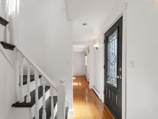 House for sale in Gloucester, Essex County