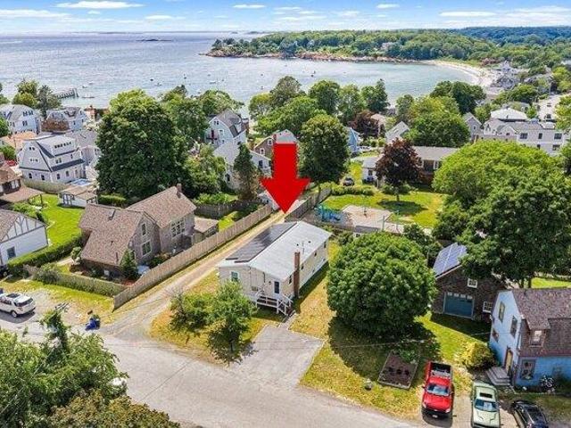 House for sale in Magnolia, Gloucester