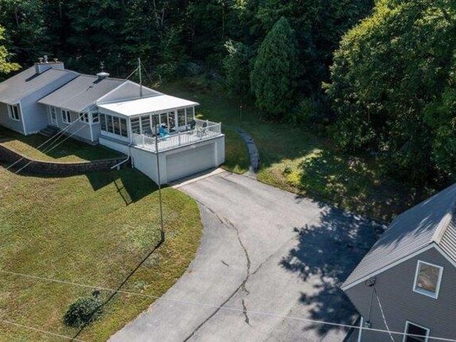 House for sale in Goffstown, Hillsborough County