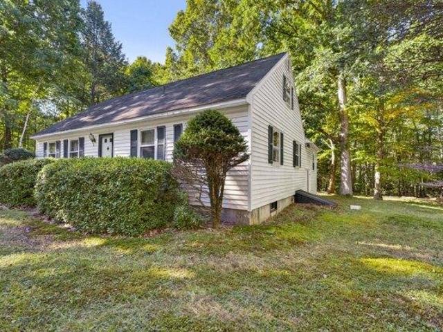 House for sale in Goffstown, Hillsborough County
