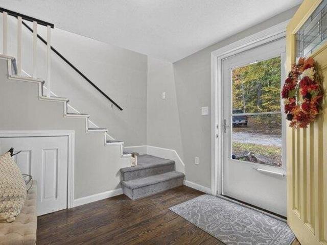 House for sale in Goffstown, Hillsborough County