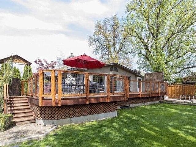 House for sale in Gold Hill