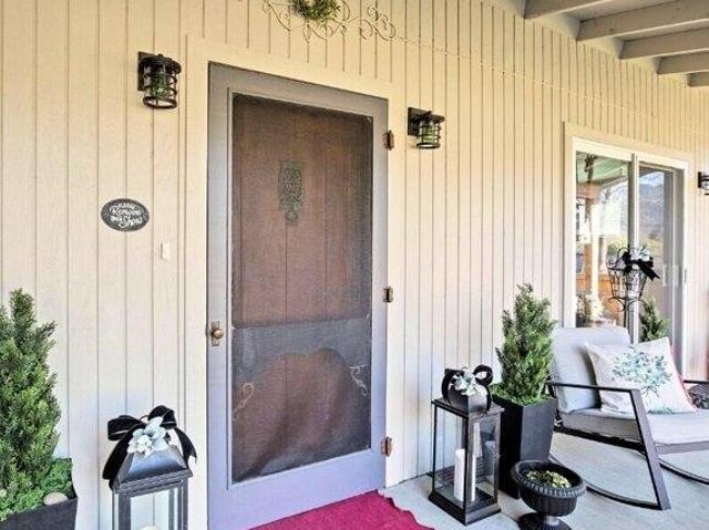 House for sale in Gold Hill