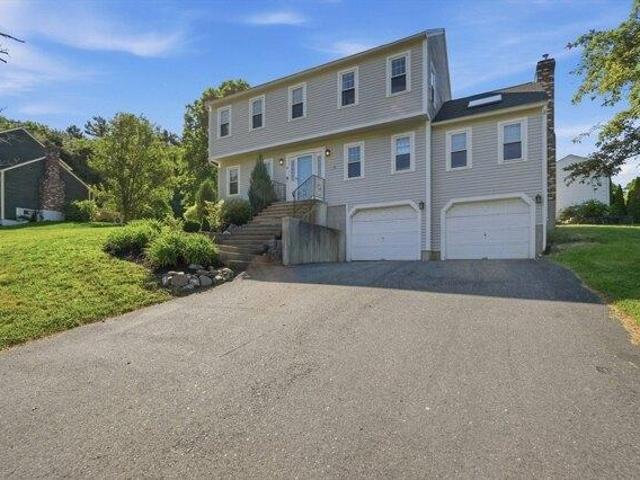 House for sale in Grafton, Massachusetts