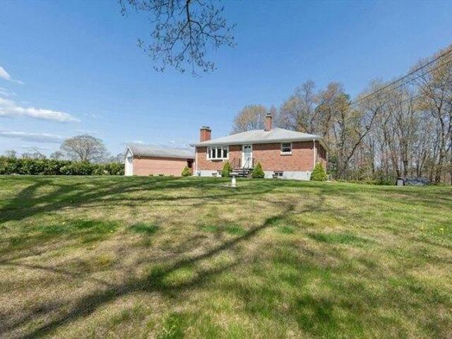 House for sale in Grafton, Massachusetts