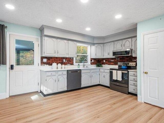 House for sale in Axtell Corner, Grafton