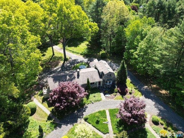 House for sale in Simsbury, Connecticut