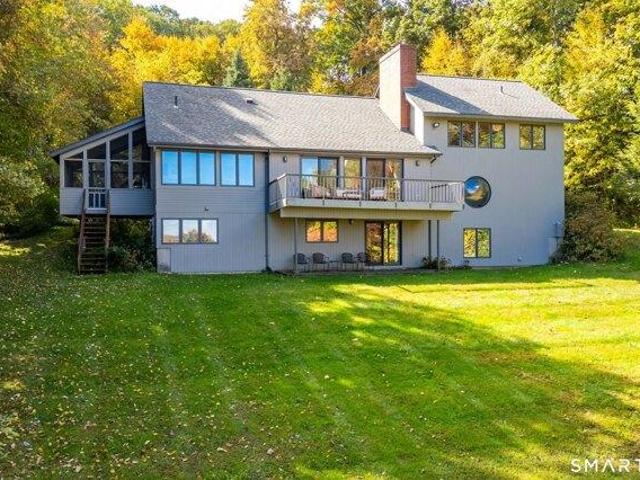 House for sale in North Granby, Granby