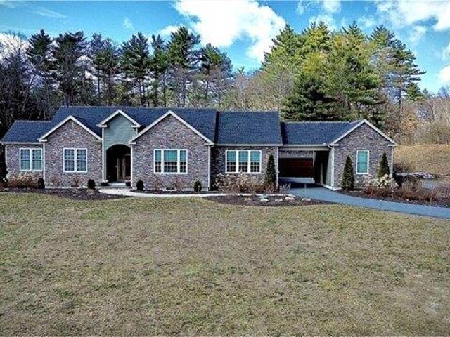 House for sale in Greenfield, Massachusetts