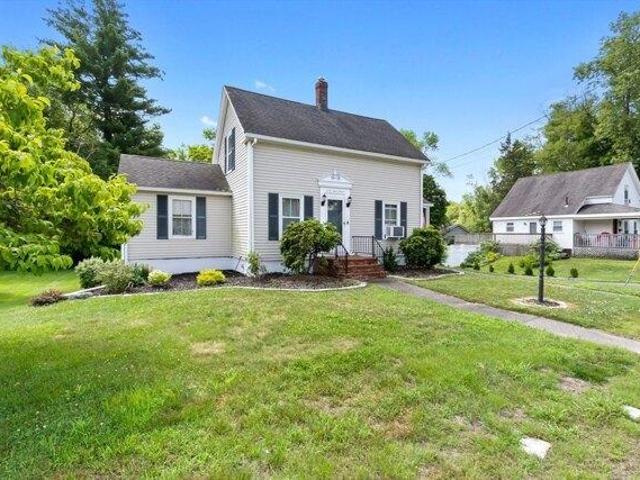 House for sale in Groveland, Massachusetts