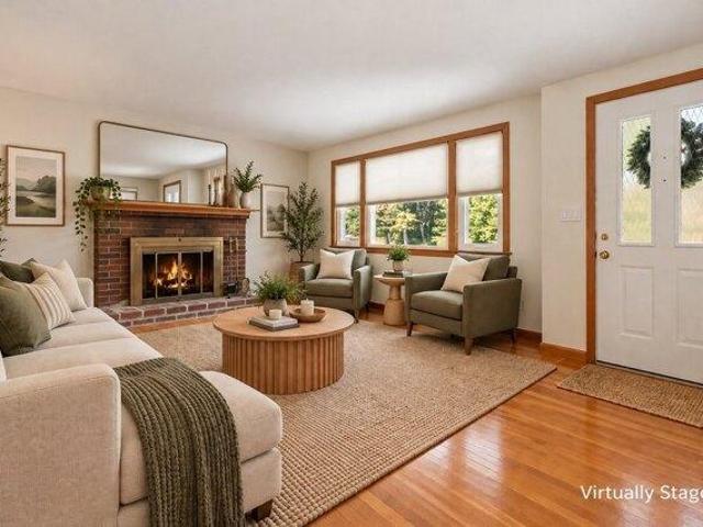House for sale in Groveland, Essex County