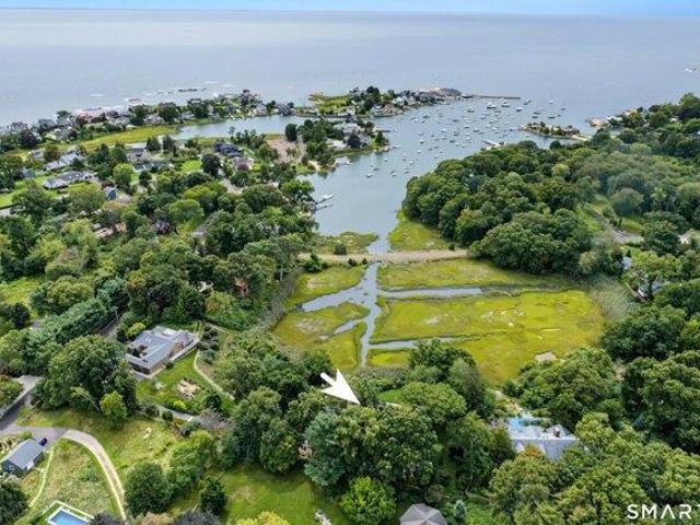 House for sale in Sachem Head, Guilford