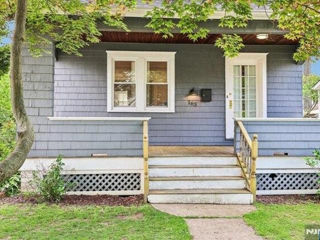 House for sale in Hackensack, New Jersey