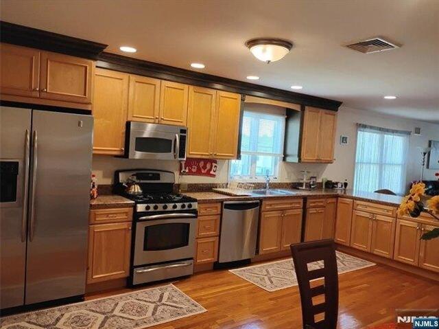 House for sale in Hackensack, New Jersey