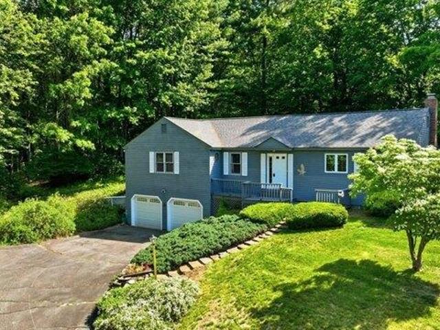 House for sale in Hadley, Massachusetts