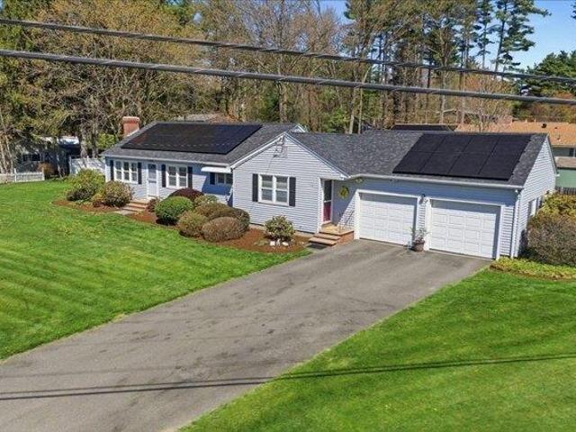 House for sale in Hadley, Massachusetts