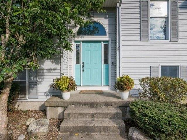House for sale in Hadley, Massachusetts