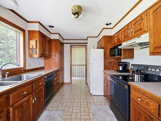 House for sale in Hadley, Massachusetts