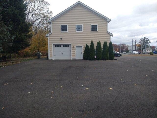 House for sale in Hadley, Massachusetts