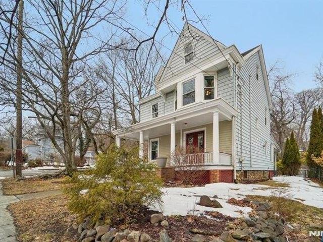 House for sale in Passaic, New Jersey
