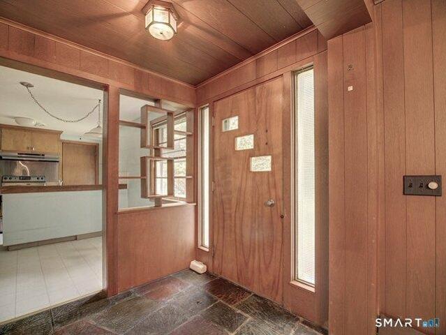 House for sale in Hamden, Connecticut