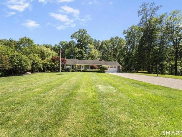 House for sale in Hamden, Connecticut