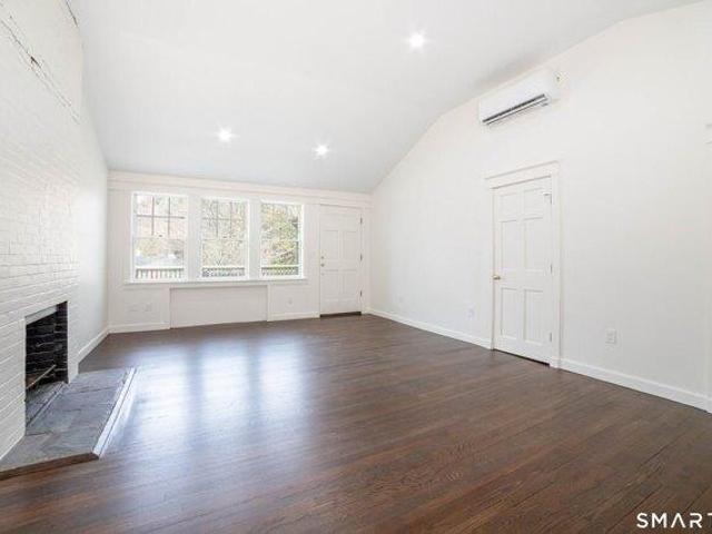 House for sale in Hamden, Connecticut