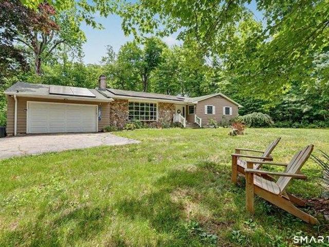 House for sale in Hamden, Connecticut