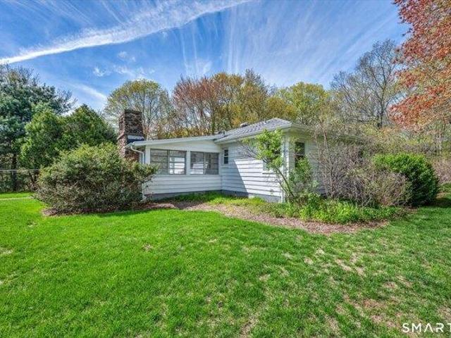House for sale in Hamden, Connecticut