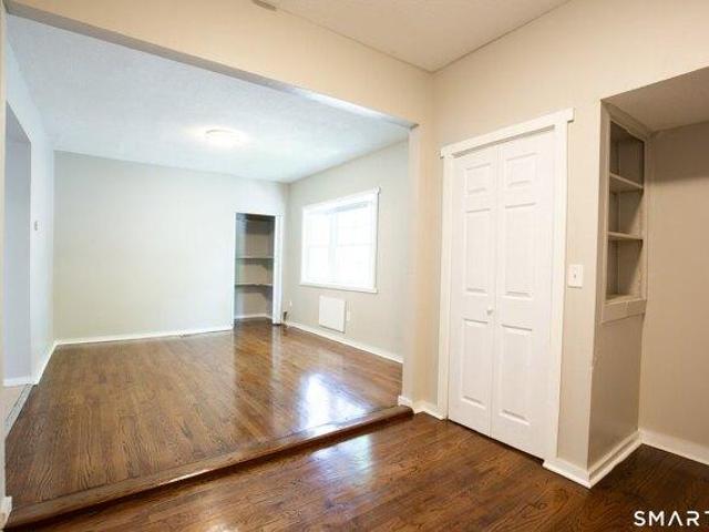 House for sale in Hamden, Connecticut
