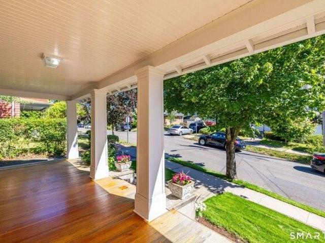 House for sale in Hamden, Connecticut