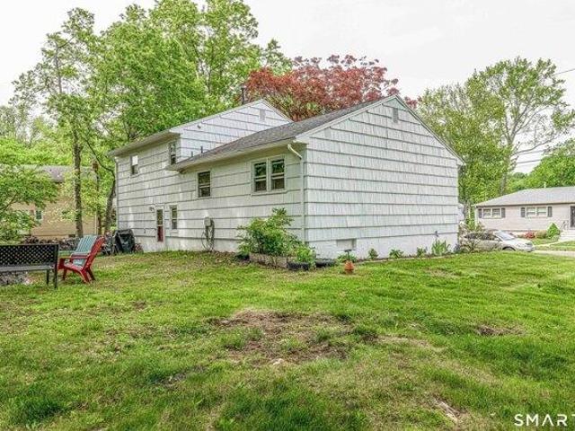 House for sale in Hamden, Connecticut