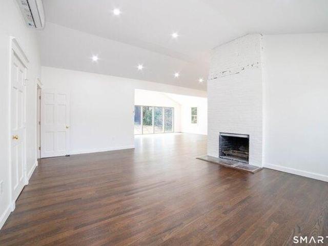 House for sale in Hamden, Connecticut