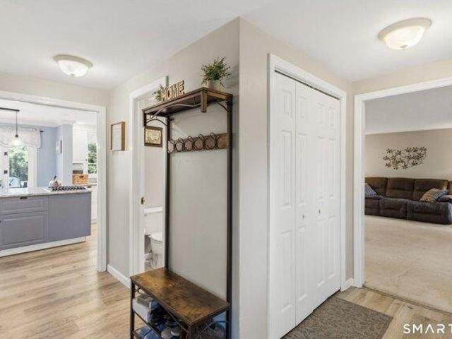 House for sale in Hamden, Connecticut