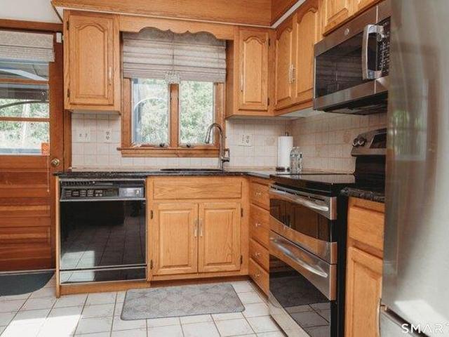 House for sale in Hamden, Connecticut