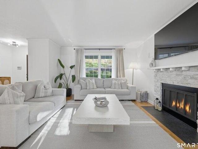 House for sale in Hamden, Connecticut
