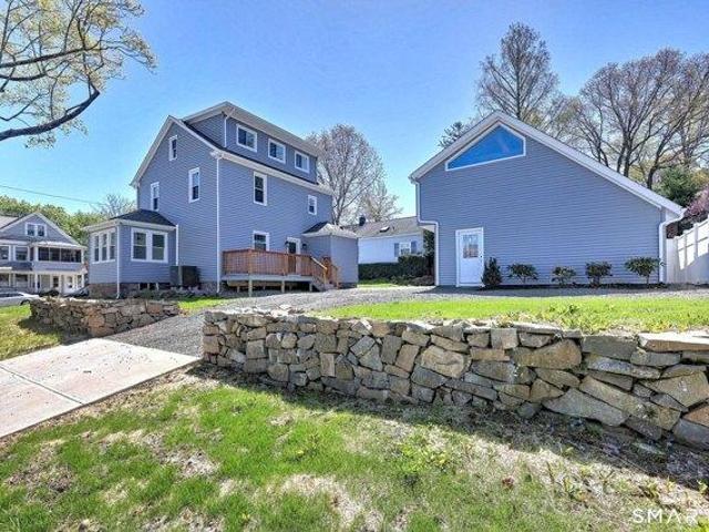 House for sale in Hamden, Connecticut