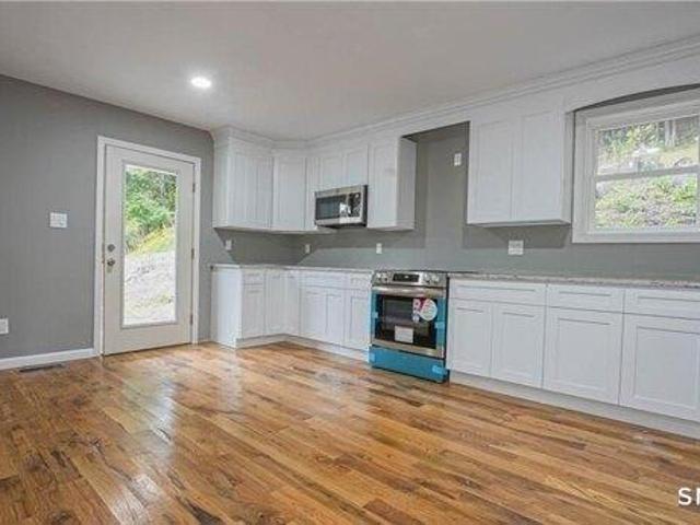 House for sale in Hamden, Connecticut