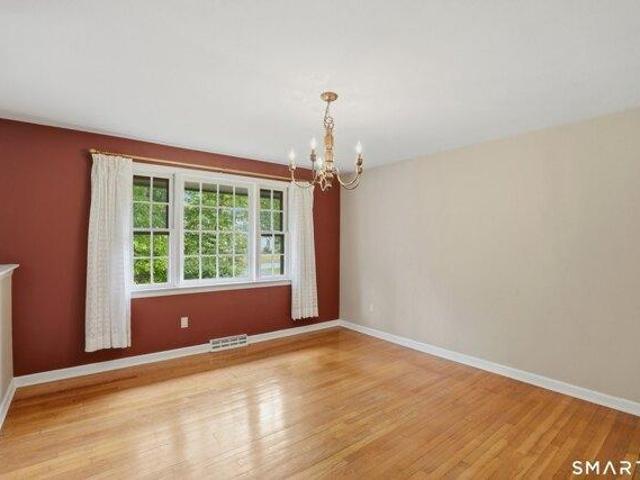 House for sale in Hamden, Connecticut