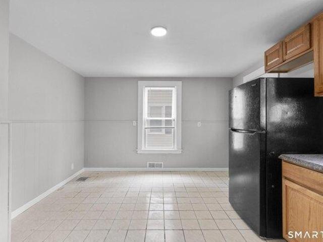 House for sale in Hamden, Connecticut
