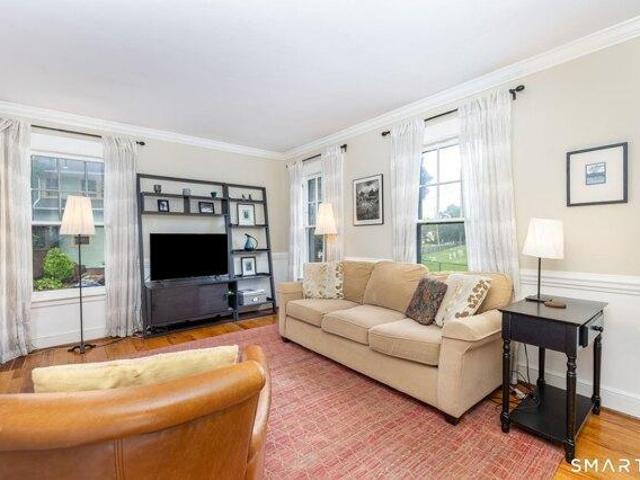 House for sale in Hamden, Connecticut